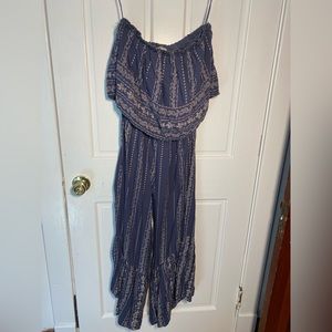 Japna sleeveless jumpsuit with flowy bottom size M